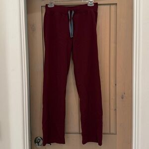 EUC Figs Livingston burgundy  scrub pants